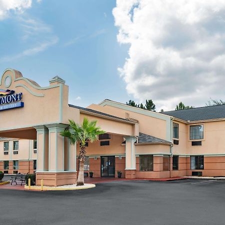 Baymont By Wyndham Hinesville Fort Stewart Area Exteriör bild