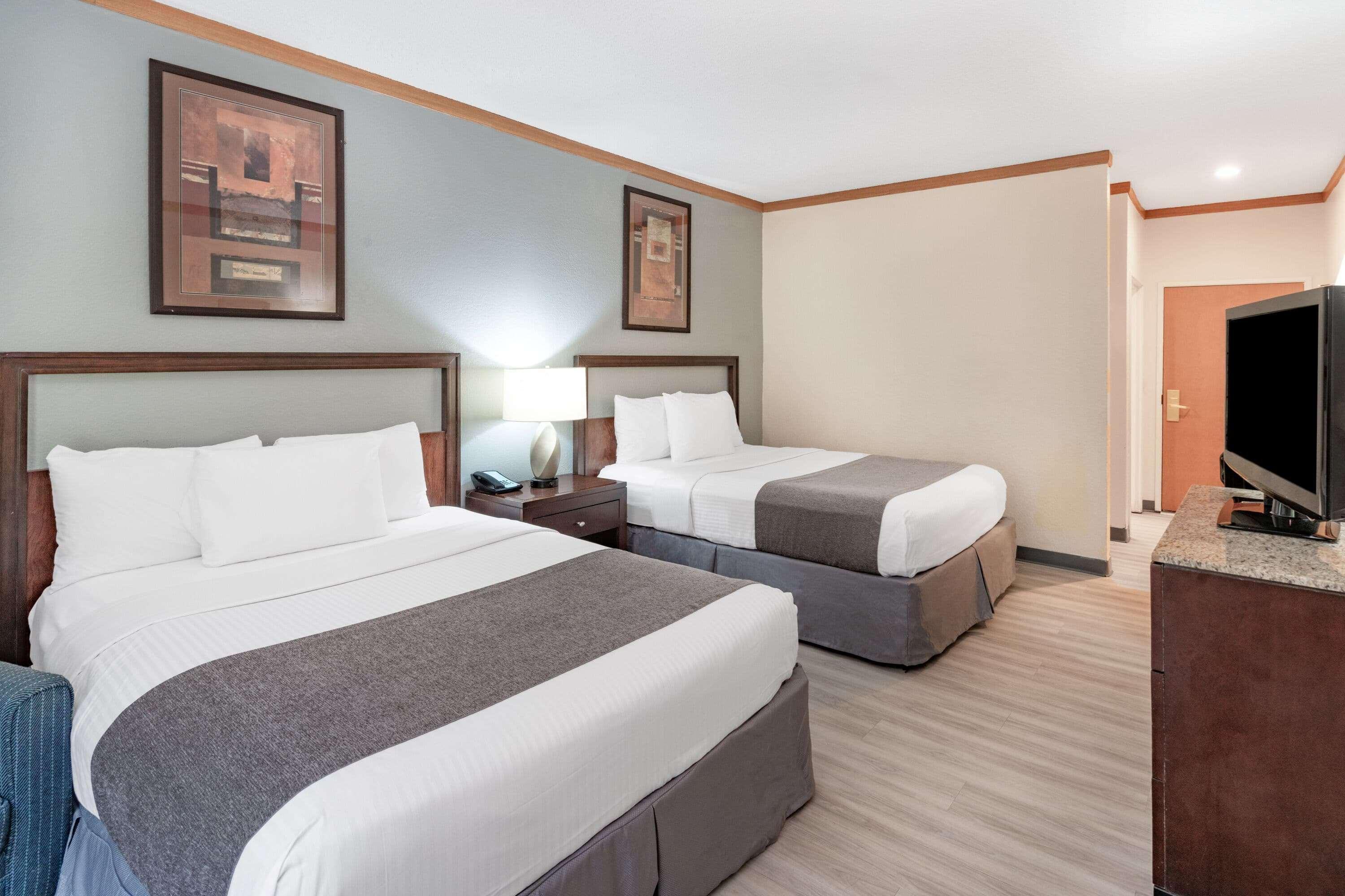 Baymont By Wyndham Hinesville Fort Stewart Area Exteriör bild