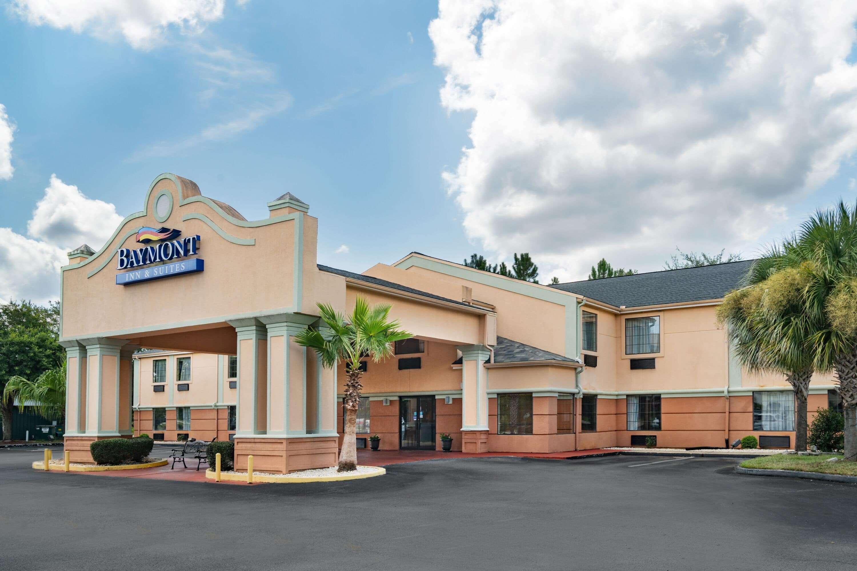 Baymont By Wyndham Hinesville Fort Stewart Area Exteriör bild