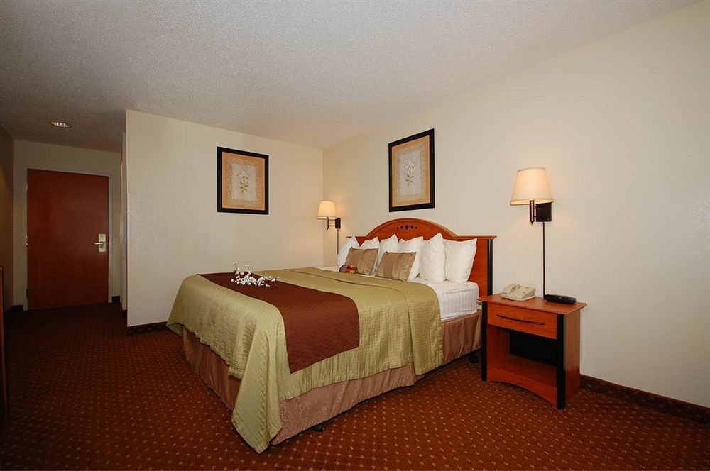 Baymont By Wyndham Hinesville Fort Stewart Area Exteriör bild