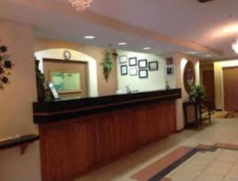 Baymont By Wyndham Hinesville Fort Stewart Area Exteriör bild