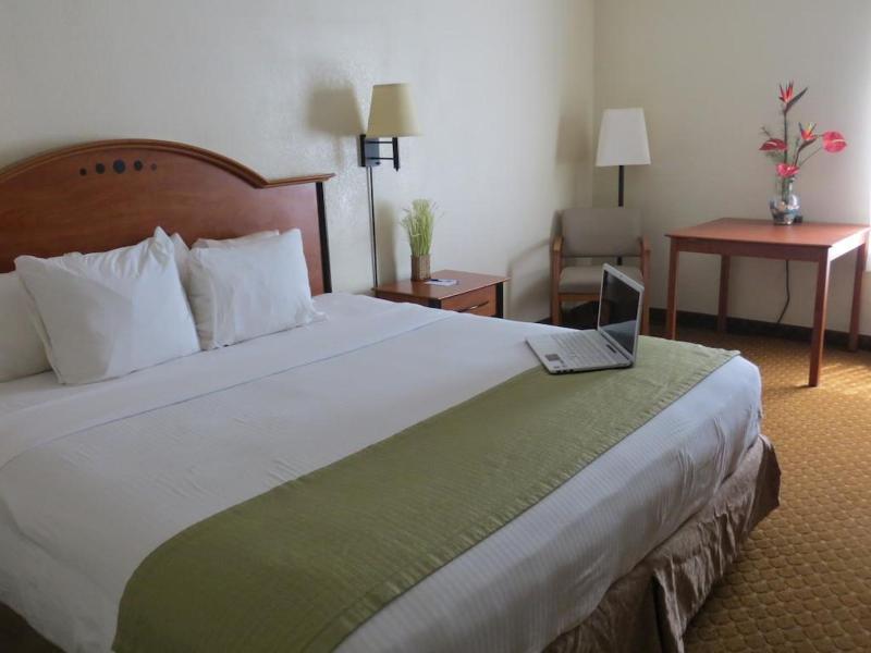 Baymont By Wyndham Hinesville Fort Stewart Area Exteriör bild