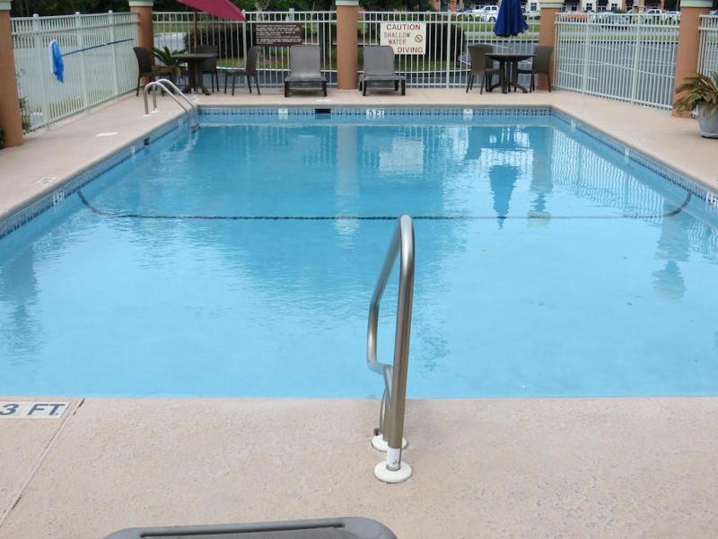 Baymont By Wyndham Hinesville Fort Stewart Area Exteriör bild
